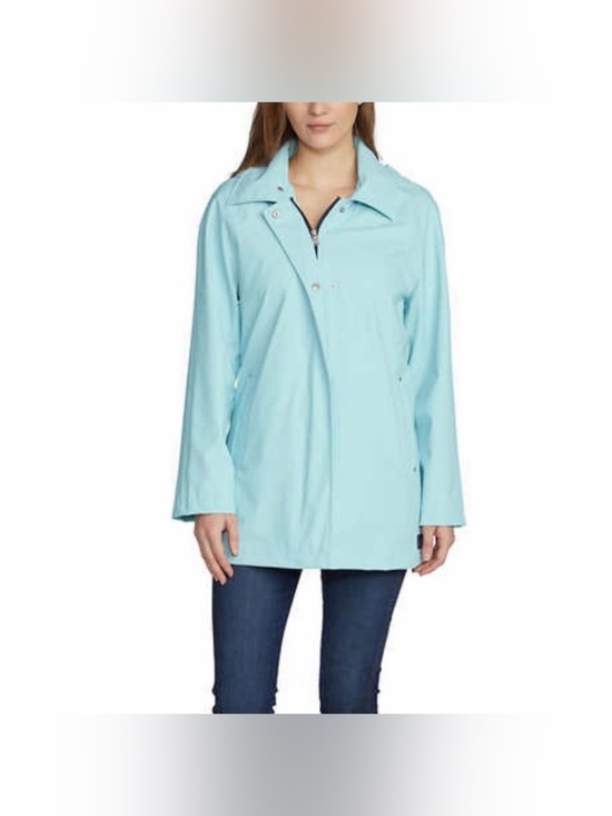 Pendleton Jackets & Blazers - NWT Pendleton Rain Jacket in Light Blue with Plaid Lining Size Small